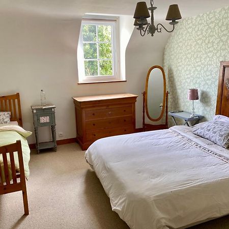 Chambre De Rose - Le Refuge Des Parachutistes - En Bordure Du Marais Neuville-au-Plain ภายนอก รูปภาพ